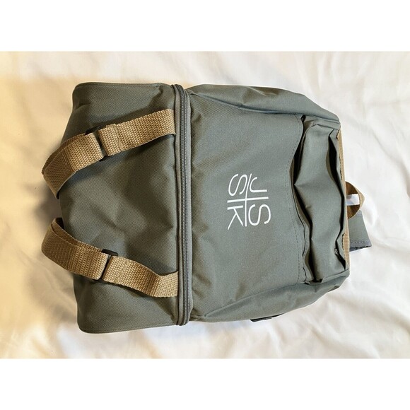 Leeds Cafe Picnic Backpack For 2 With Blanket Perfect For Outdoor Adventures - Picture 5 of 16